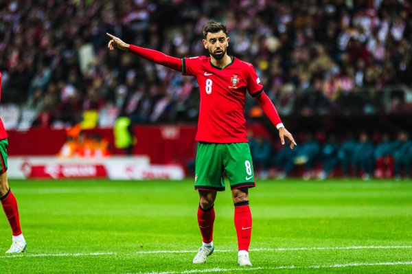 Scored the first hat trick of his national team career! 28 goals and 22 assists, B fee for Portugal has participated in 50 goals